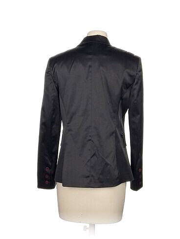 42 Beden Batik Blazer %70 İndirimli.