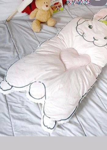 Beyaz Baskılı Çocuk Peluş Uyku Minderi - Görsel 3