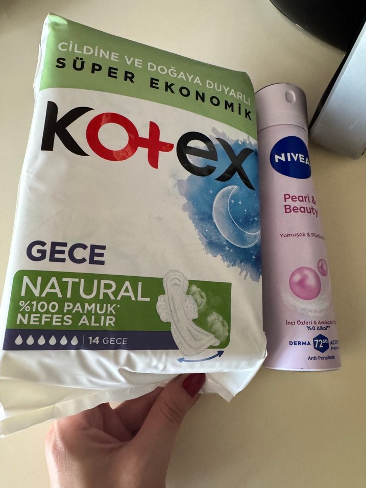 Kotex Gece Natural Ped ve Nivea Pearlt Deodorant - Görsel 2