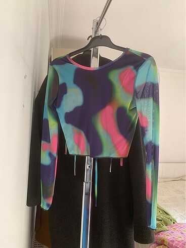 Batik Desen Tül Crop Bluz