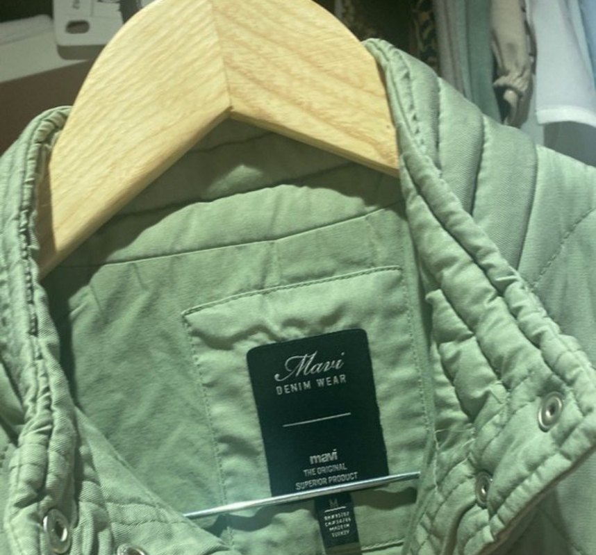 Mavi marka kapitone ceket - Görsel 3