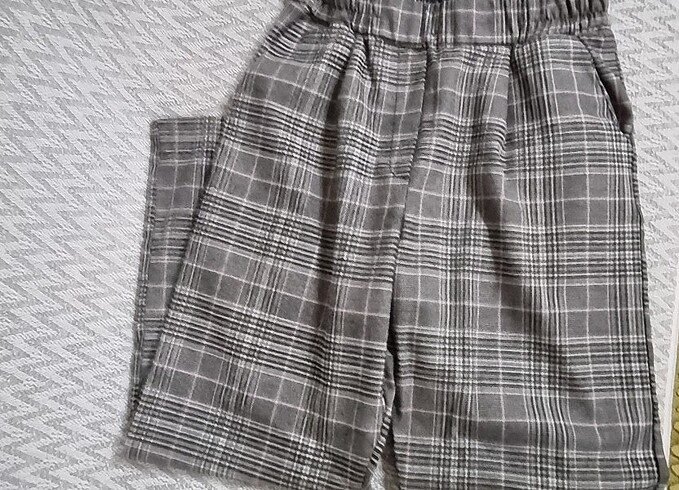 Stradivarius ekoseli pantolon - Görsel 2