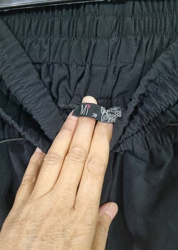 m Beden siyah Renk Siyah Kemerli Rahat Kesim Kadın Kargo Pantolon