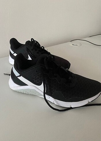 Nike nike legend essential 2