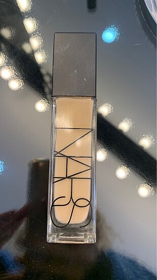 Nars Natural Radiant Longwear Foundation