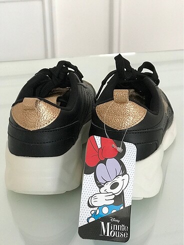 35 Beden Minnie Mouse spor ayakkabı