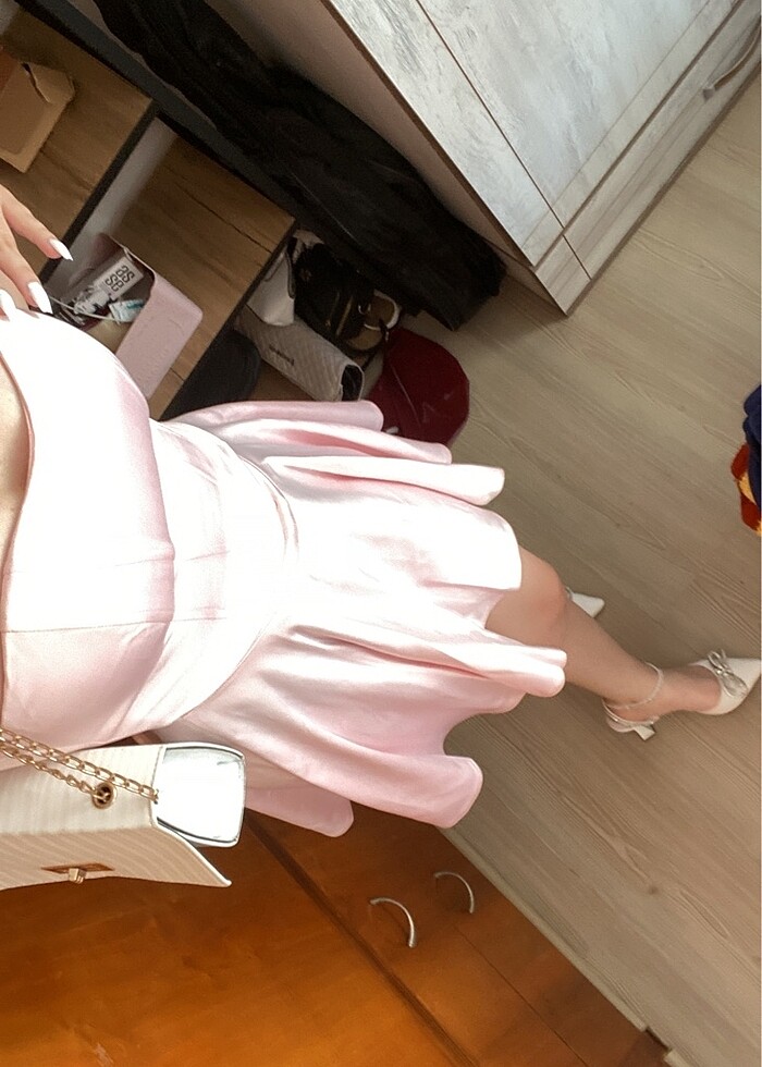 Pembe mevzuniyet elbisesi - Görsel 2