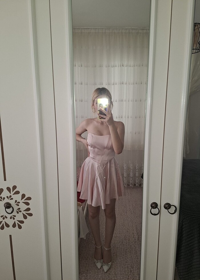 Pembe mevzuniyet elbisesi - Görsel 3