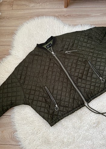 Kadın Koyu Yeşil Kısa Fermuarlı Ceket-Mont