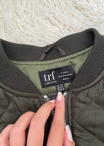 Kadın Koyu Yeşil Kısa Fermuarlı Ceket-Mont - Görsel 3