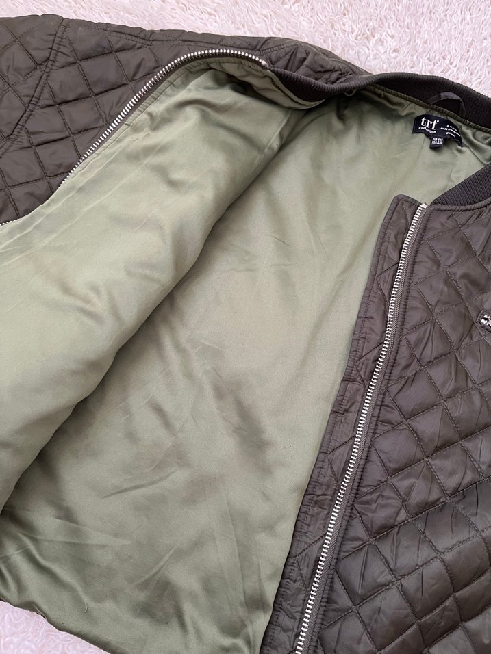 Kadın Koyu Yeşil Kısa Fermuarlı Ceket-Mont - Görsel 4