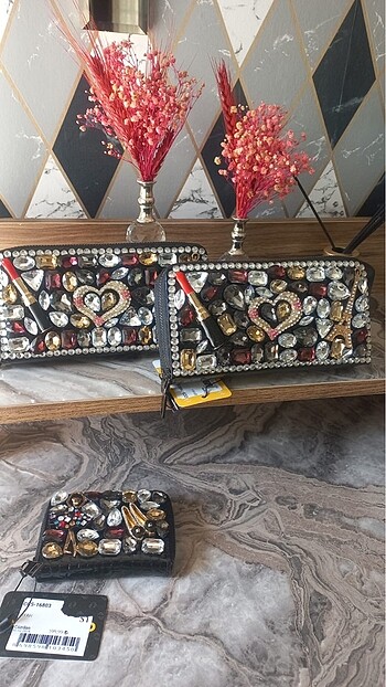 Ccs taslı potföy çantamı etıketli