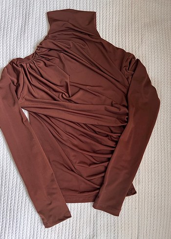 Kahverengi Drapeli Yüksek Yaka Kadın Bluz - Görsel 2