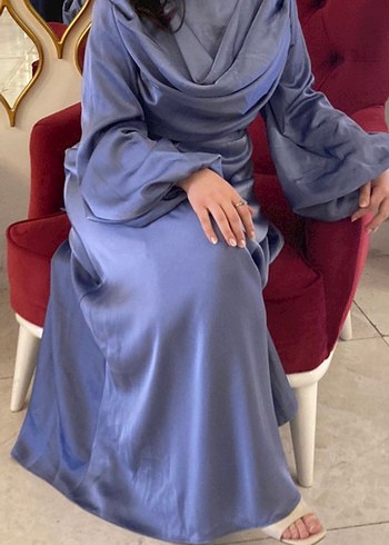 Uzun Kollu Mavi Kadın Saten Elbise