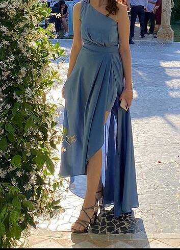 Trendyol & Milla İndigo Mavi Parlak Kumaş Abiye Elbise