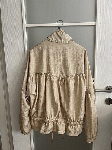 s Beden Pull&Bear bej ceket yağmurluk