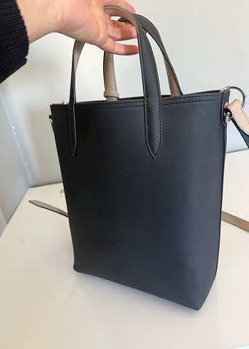 Orjinal Lacoste deri çift taraflı çanta siyah bej - Görsel 5