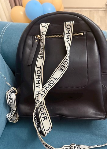 Orjinal Tommy Hilfiger Deri Sırt Çantası, Kemerli, Lacivert - Görsel 3