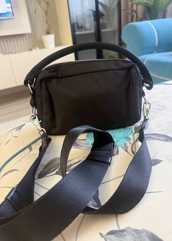 Orjinal Tommy Hilfiger  Siyah Kadın Çapraz Çanta - Görsel 3