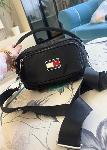 Orjinal Tommy Hilfiger  Siyah Kadın Çapraz Çanta - Görsel 2