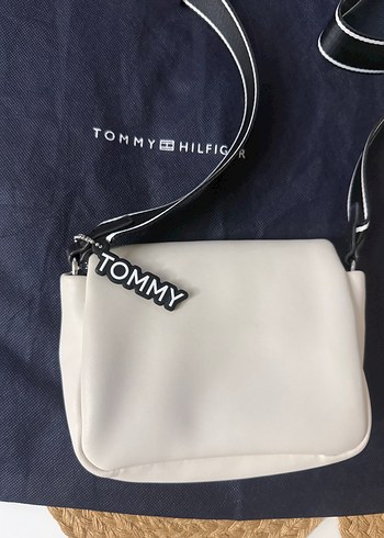 Orjinal Tommy Hilfiger kremDeri Kadın Çapraz Çanta - Görsel 3