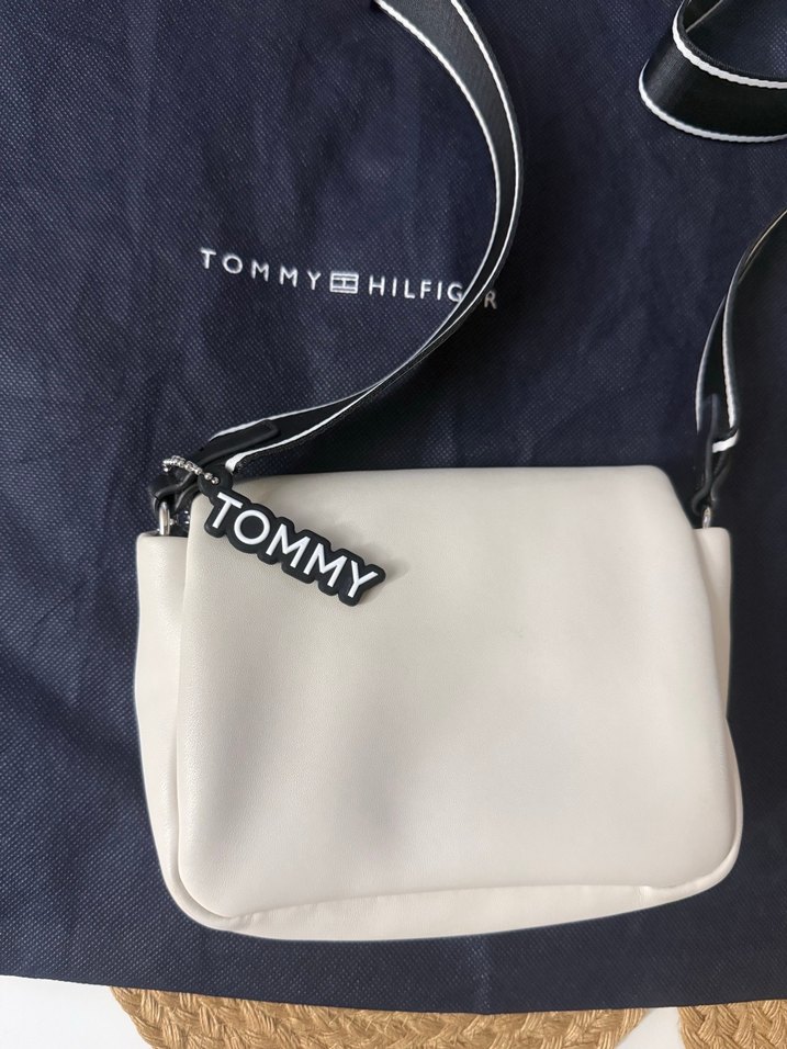 Orjinal Tommy Hilfiger kremDeri Kadın Çapraz Çanta - Görsel 3