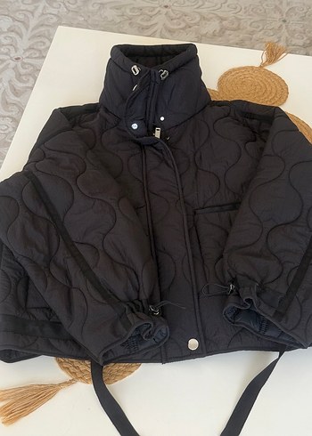 Zara kapitoneli ceket mont - Görsel 3