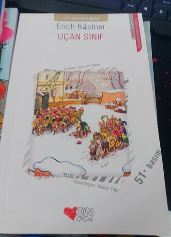 Uçan sınıf kitap 
