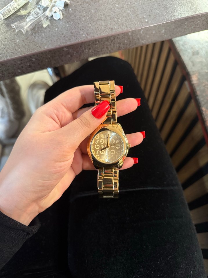 Guess saat - Görsel 2