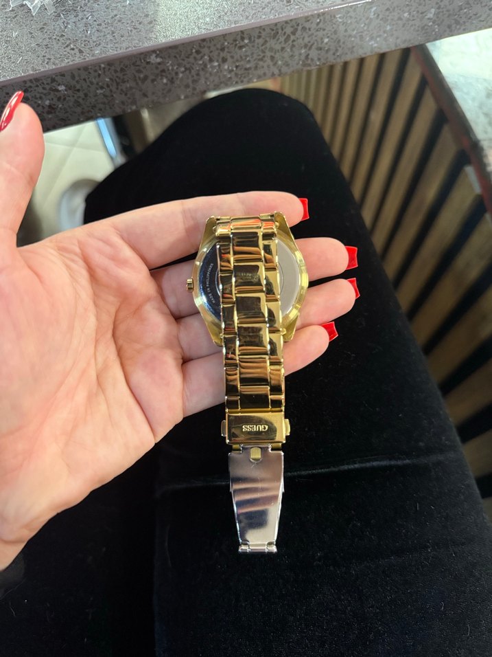 Guess saat - Görsel 4