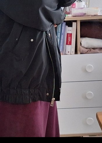 36 Beden MAVI Siyah, Fermuarlı, Yüksek Yakalı Gotik Kadın Ceket