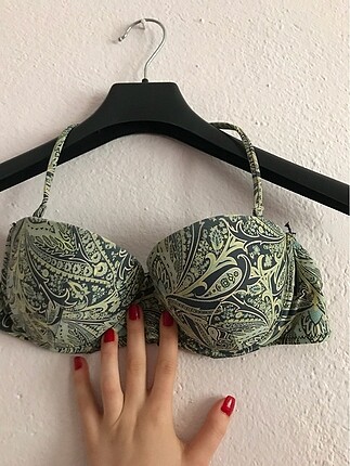 Bikini üst