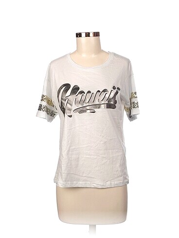 Diğer T-shirt %70 İndirimli.