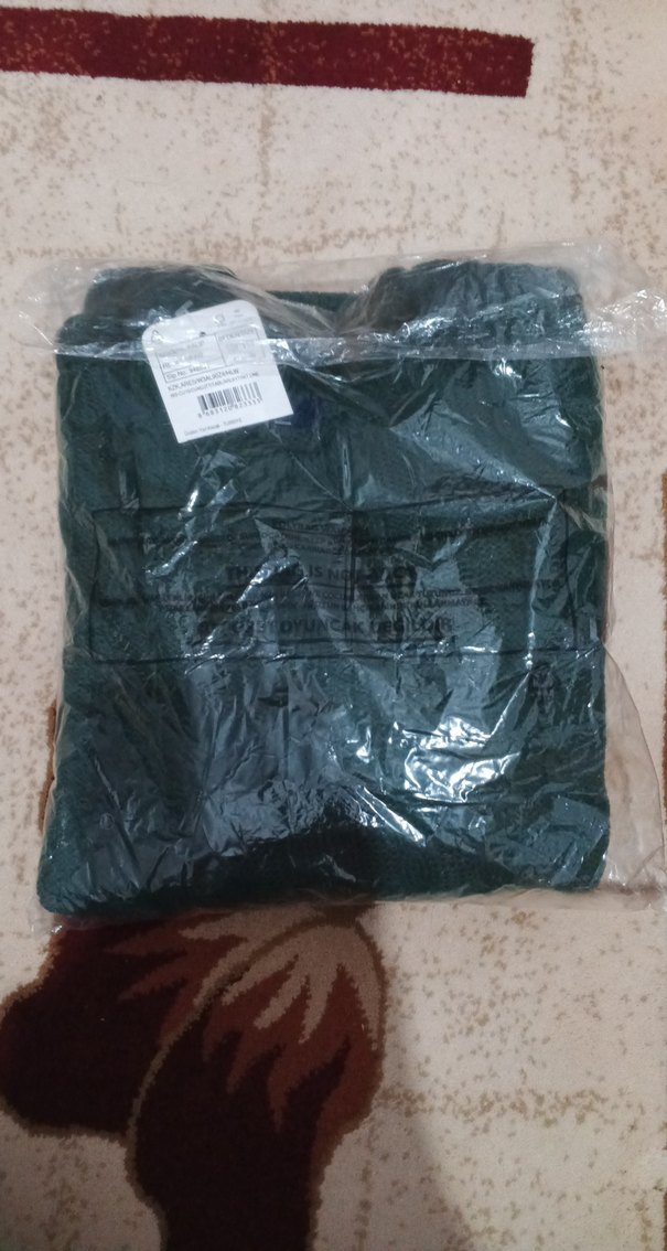 Kız Çocuk Yeşil Kazak - Görsel 3