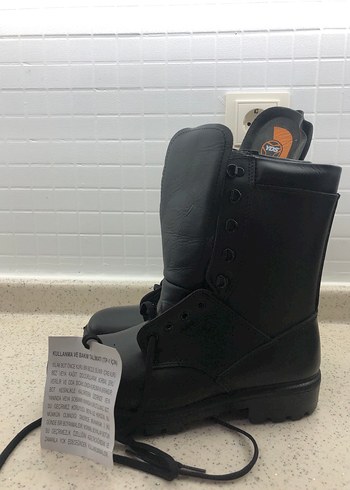 Kışlık su geçirmez askeri bot kullanılmadı - Görsel 4