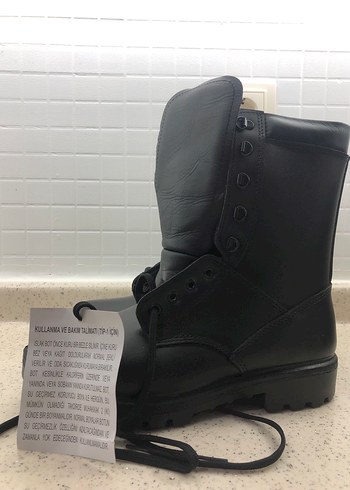 Kışlık su geçirmez askeri bot kullanılmadı - Görsel 3