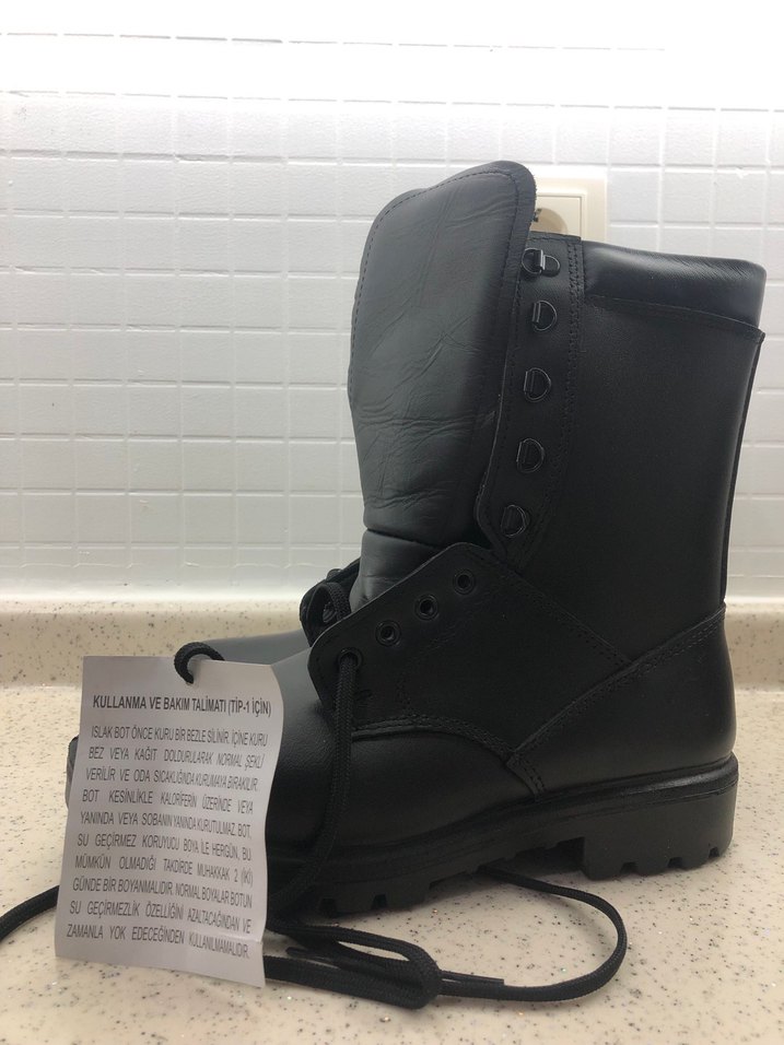 Kışlık su geçirmez askeri bot kullanılmadı - Görsel 3