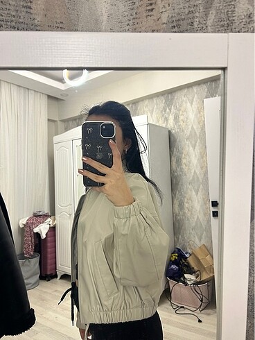 xs Beden Mavi marka beyaz deri ceket