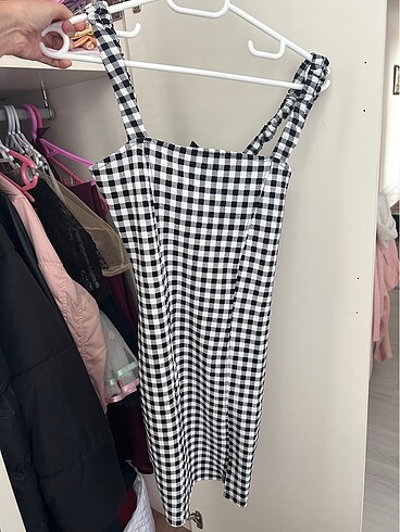 H&M H&M pötikareli mini elbise