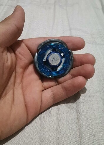 Beyblade Storm Pegasus 