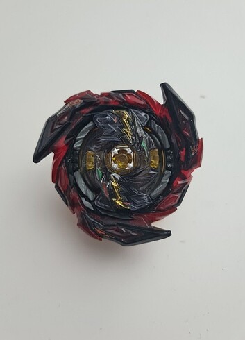 Beyblade Burst Brave Wyron ve First Uranüs