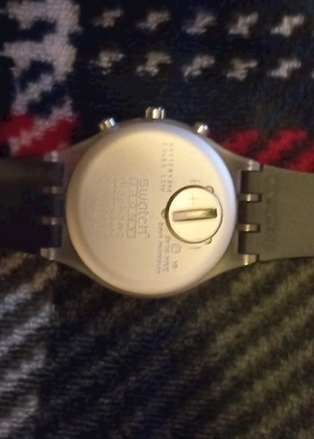 Beden Swatch Kadın Kol Saati, Bej ve Gri