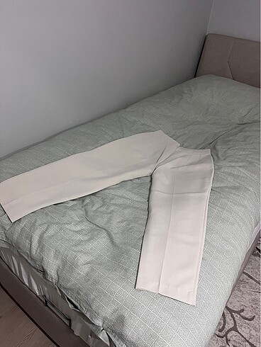 ZARA PANTOLON