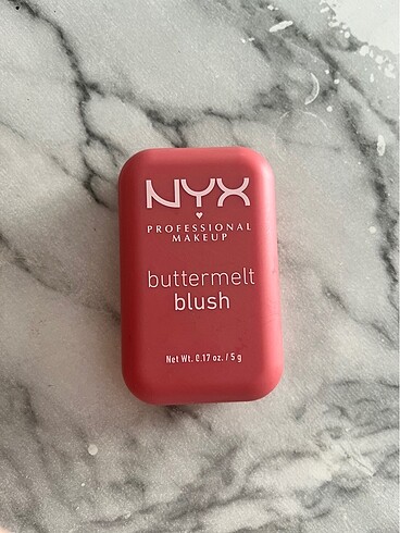 Beden NYX Professional Makeup Buttermelt Blush Kremsi Pembe Pudra Alli