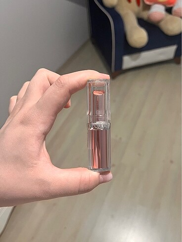 Loreal Paris Loreal paris şeftali rengi ruj