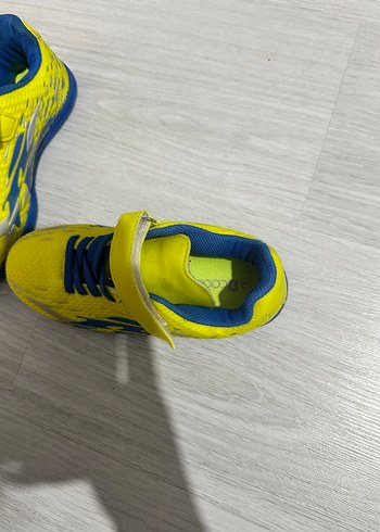 32 Beden sarı Renk Erkek Çocuk Sarı Bağcıklı krampon top ayakkabısı