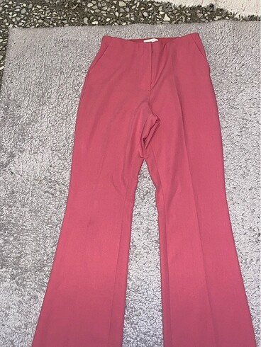 Çok güzel pembe şık pantolonunuz