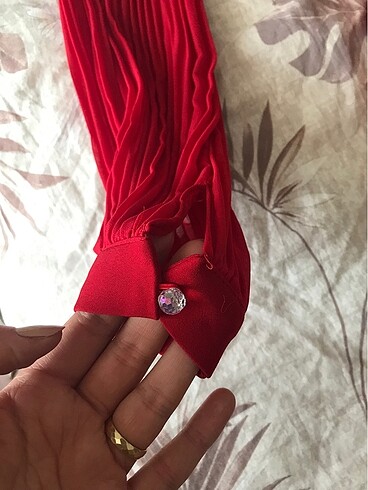m Beden kırmızı Renk Elbise