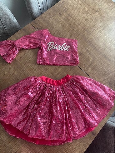 Diğer Barbie kostüm