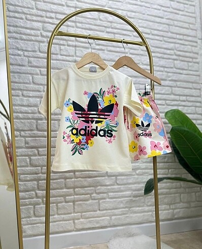 Adidas kız çocuk takım